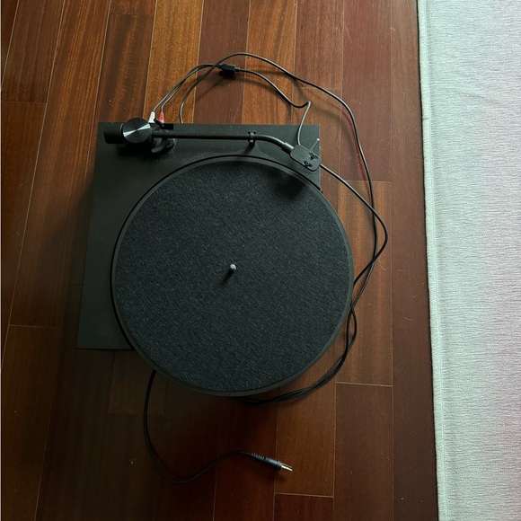 IKEA Obergransad Record Player - Picture 1 of 6